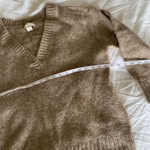 H&M Oversized Beige Tan V Neck Sweater